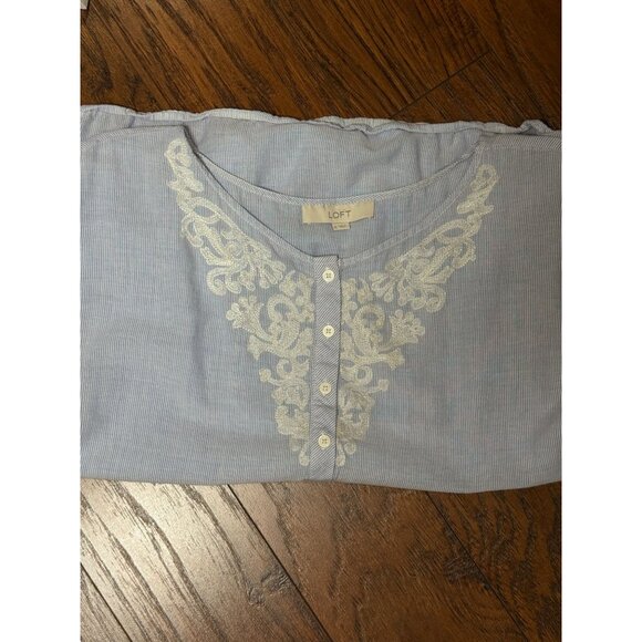 Loft Womens Cap Sleeve Blouse With Embroidered Front Button Placket Blue Size M - Picture 6 of 9